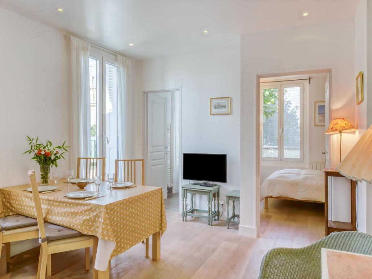 Apartment Les Roches By Interhome Trouville-sur-Mer Exterior foto